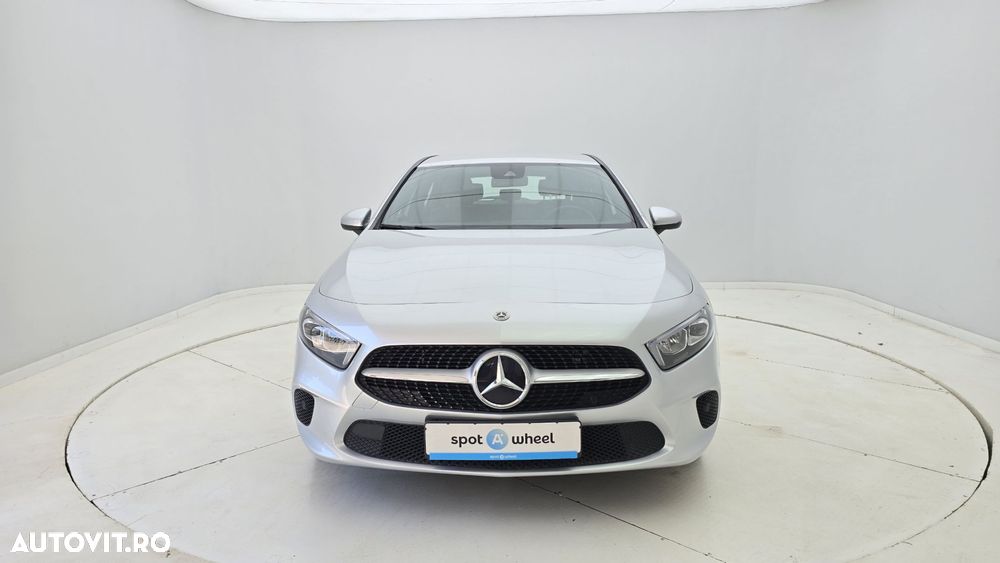 Mercedes-Benz A - 2