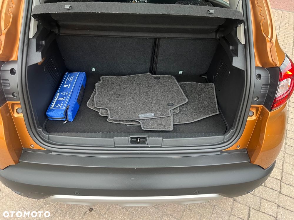 Renault Captur - 26