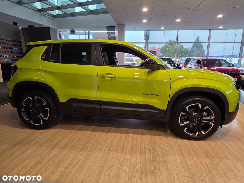 Jeep Avenger 1.2 T3 mHEV Summit eDCT6 - 5