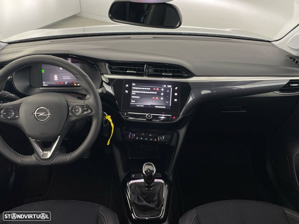 Opel Corsa 1.2 T Elegance — fotografia 10