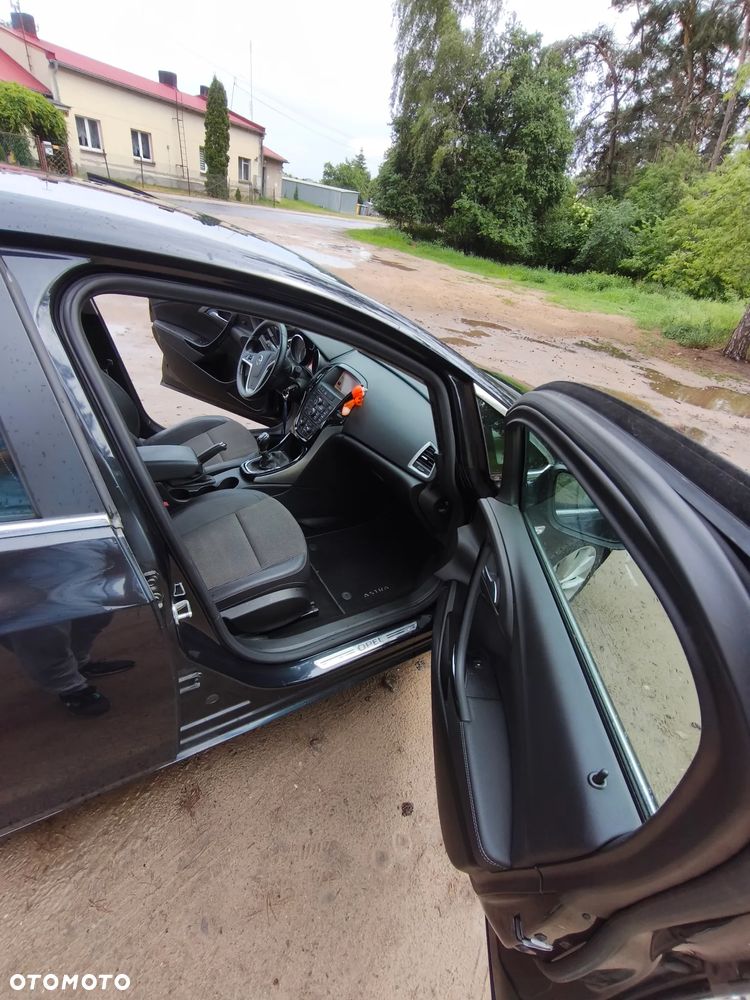 Opel Astra 1.6 CDTI Cosmo - 22