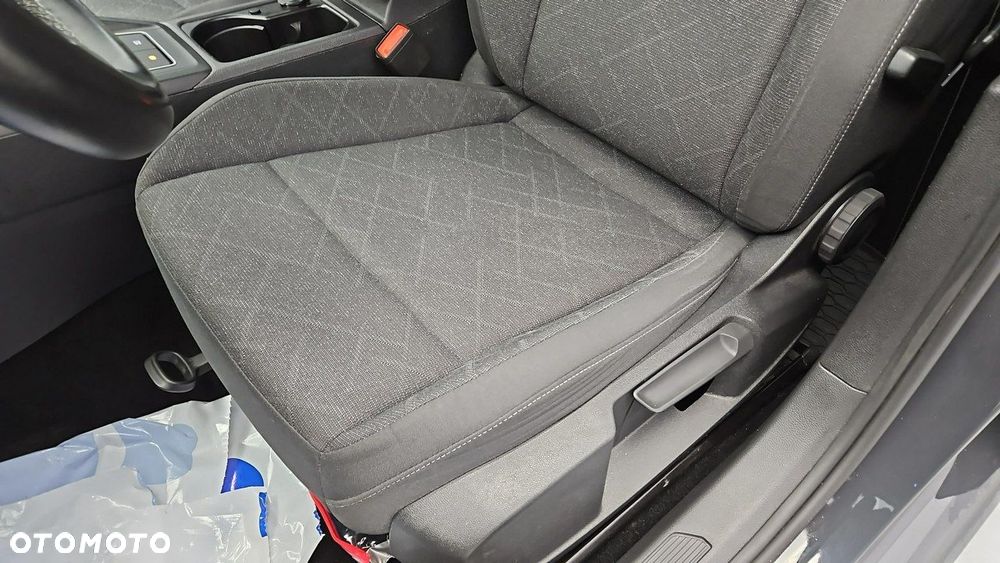 Volkswagen Golf - 12