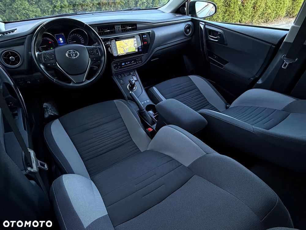 Toyota Auris 1.8 HSD Luna - 22