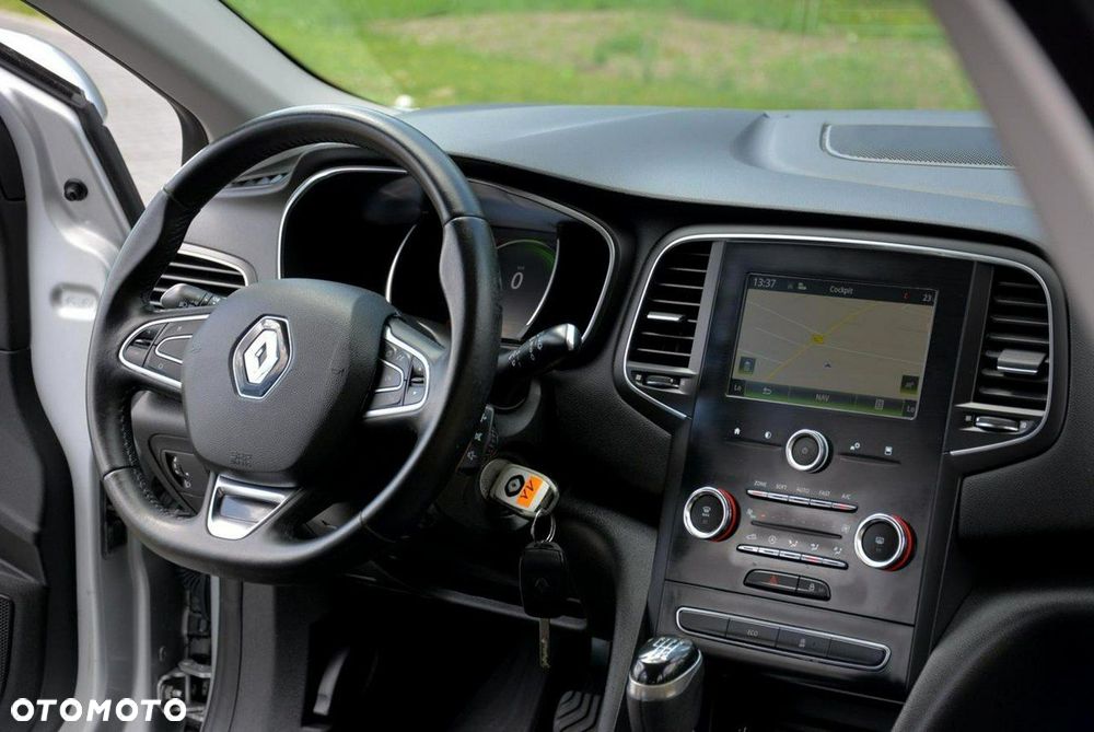 Renault Megane 1.2 Energy TCe Business - 22