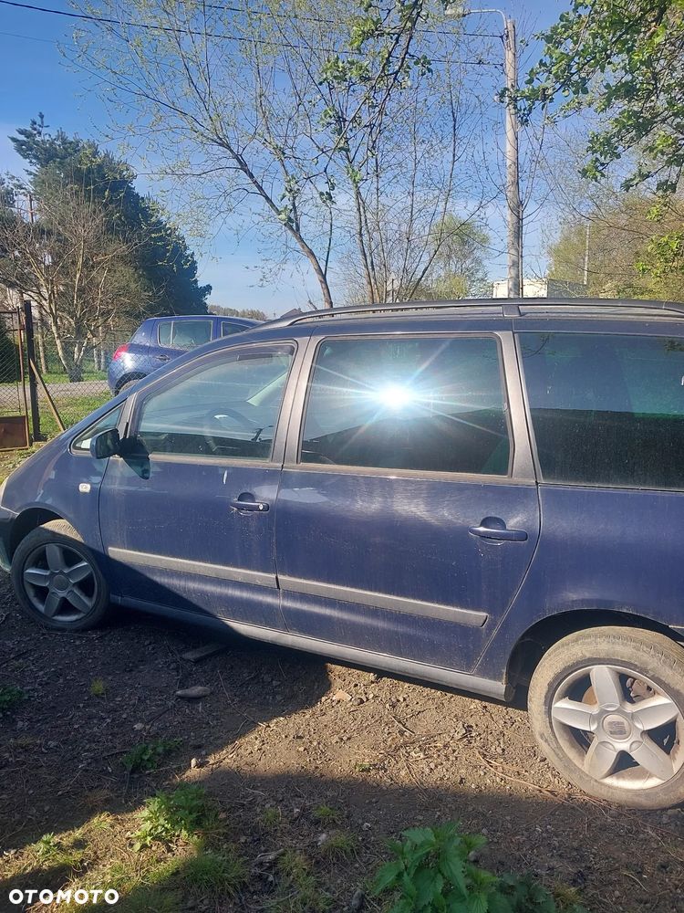 Seat Alhambra 2.0 Reference - 4