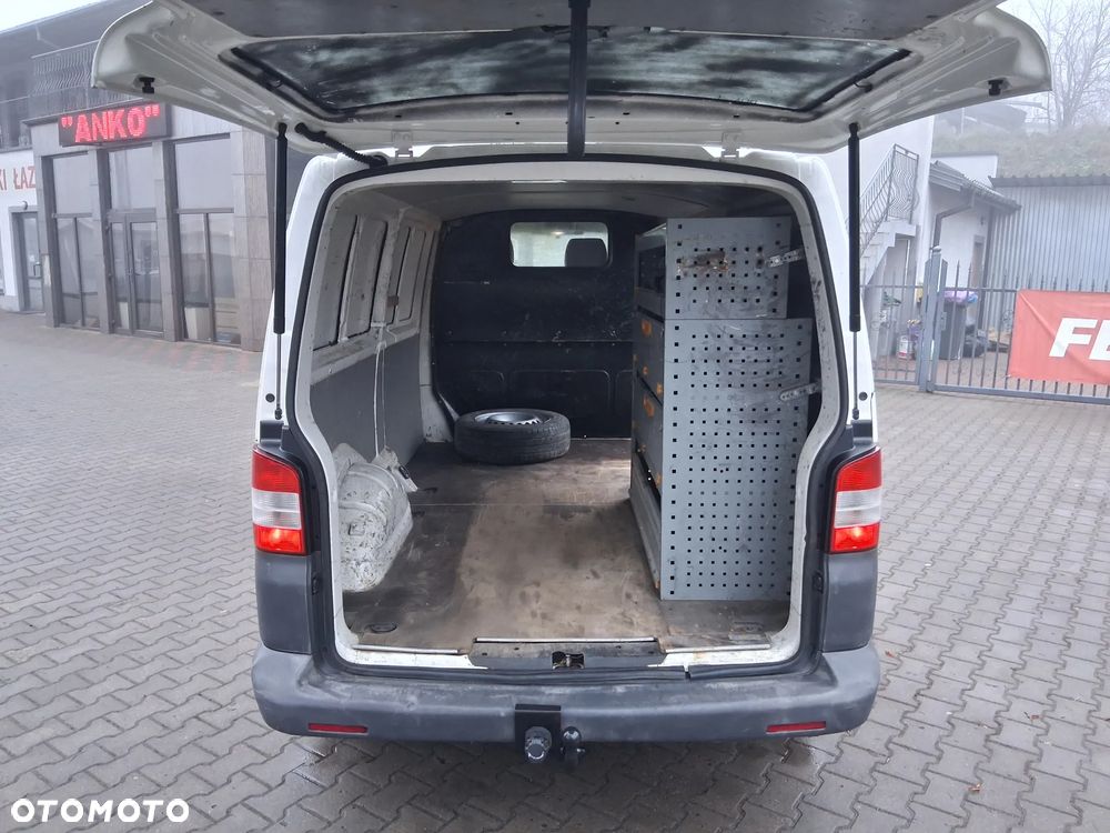 Volkswagen Transporter - 8