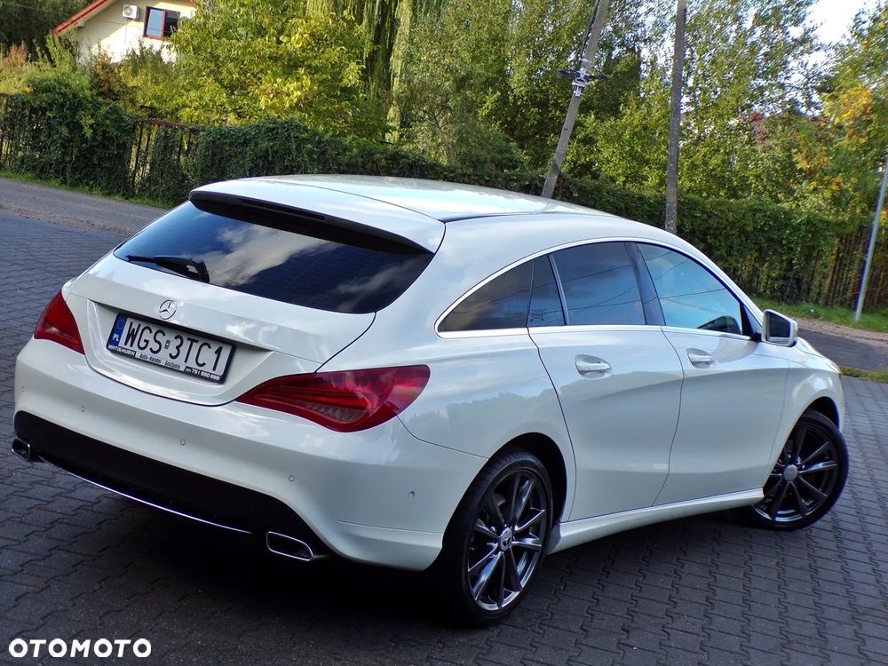 Mercedes-Benz CLA 180 UrbanStyle Edition - 12