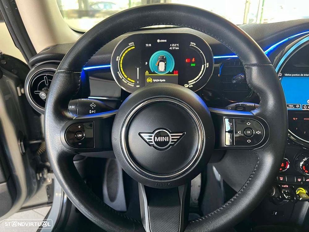 MINI 3 Portas Cooper SE Classic - 10