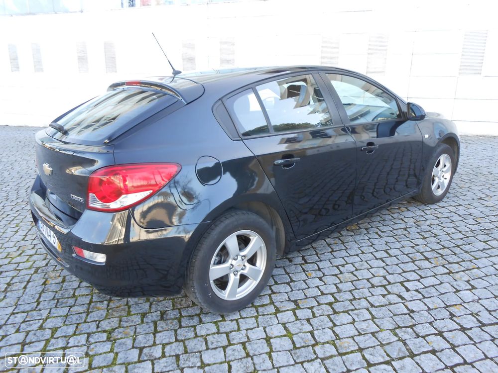 Chevrolet Cruze 1.6 LT - 7