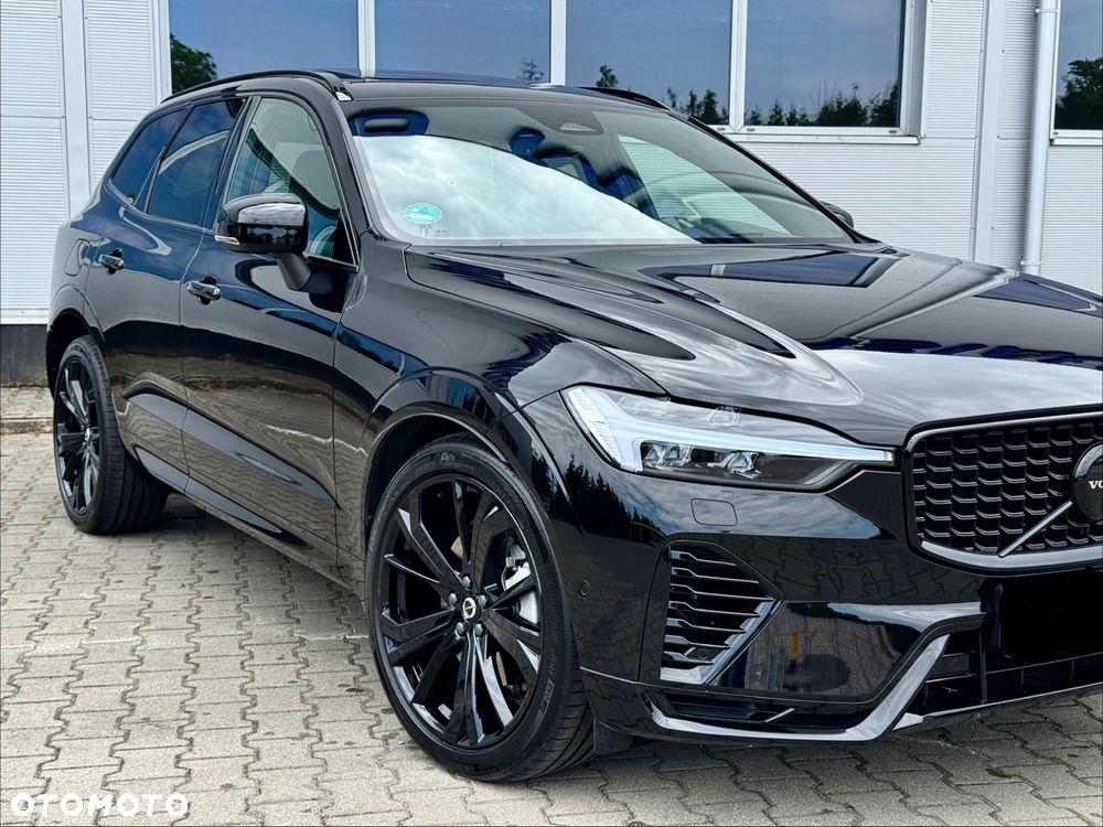 Volvo XC 60 T8 AWD Ultra Black Edition - 3