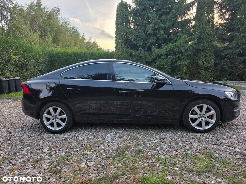 Volvo S60 D2 Drive-E Momentum - 4