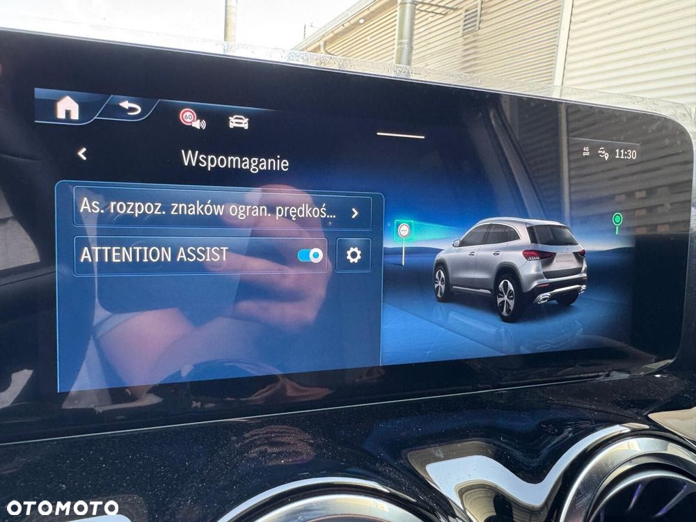 Mercedes-Benz GLA 200 Business Edition - 36
