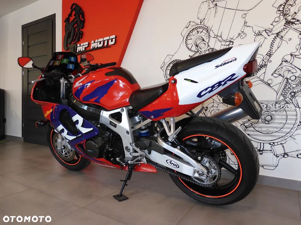 Honda CBR - 31