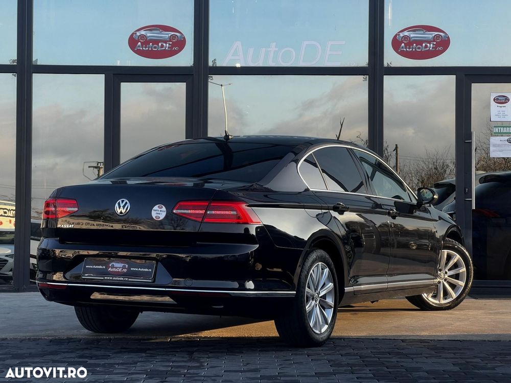 Volkswagen Passat - 4