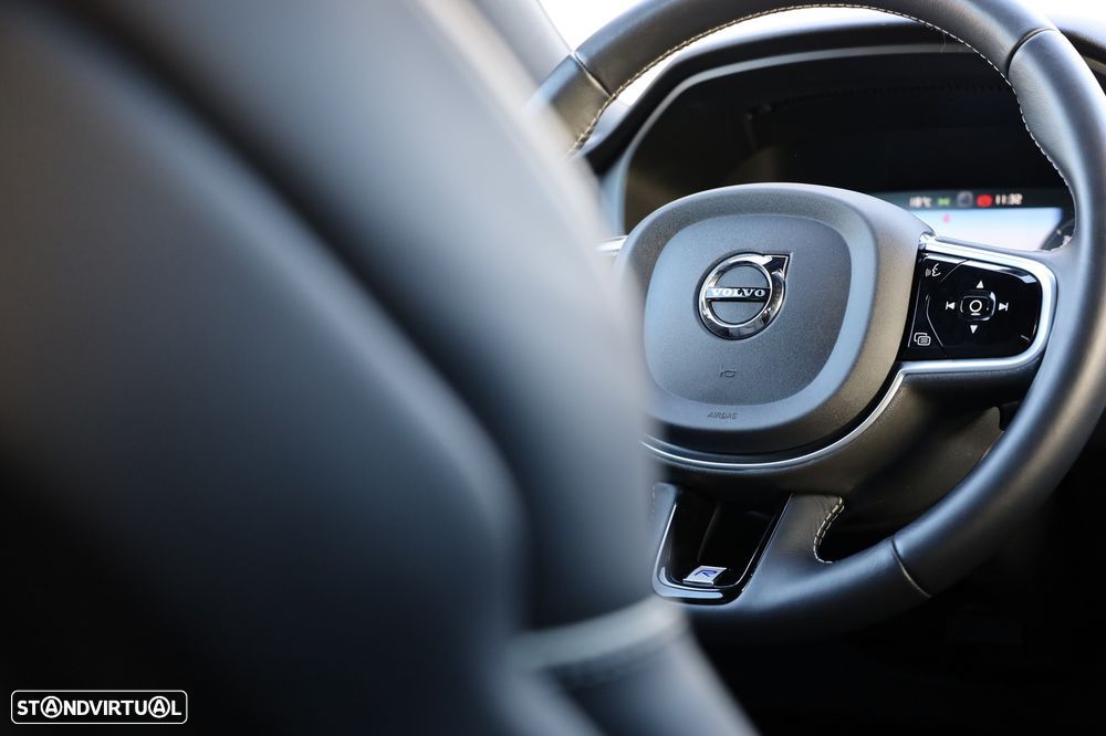 Volvo V60 2.0 D3 R-Design Geartronic - 19