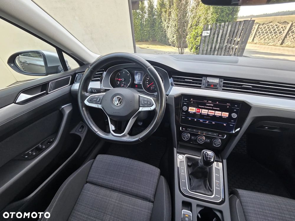 Volkswagen Passat 2.0 TDI EVO Business - 21