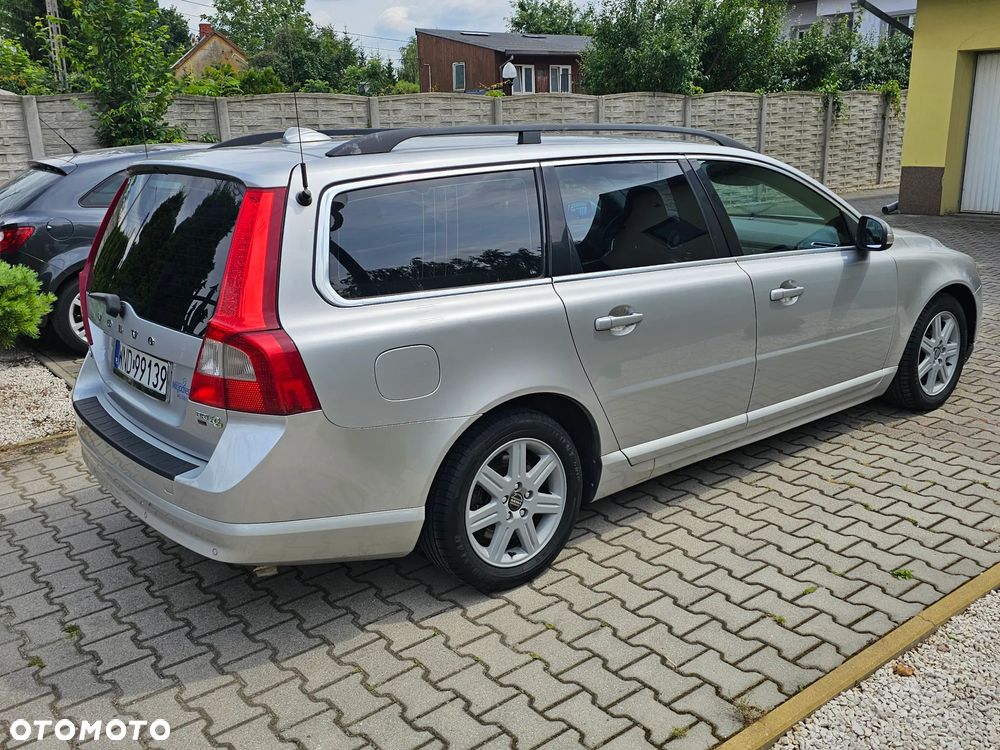 Volvo V70 1.6D DRIVe Momentum - 3