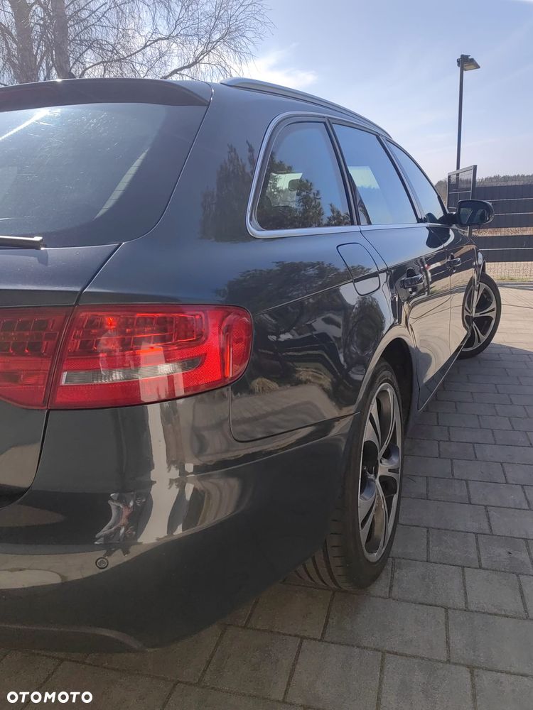 Audi A4 Avant 2.0 TDI - 4