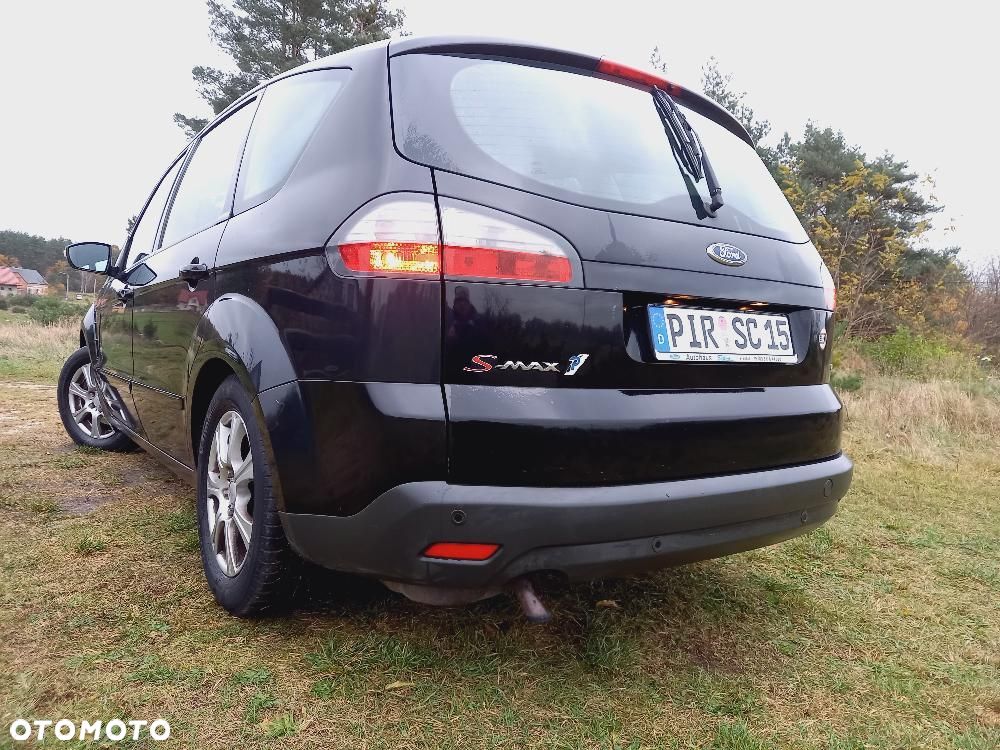 Ford S-Max 2.0 Ambiente - 23