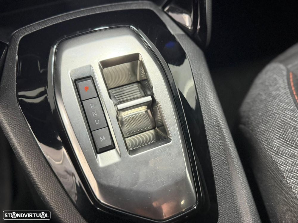 Peugeot 2008 1.5 BlueHDi Active Pack EAT8 - 12