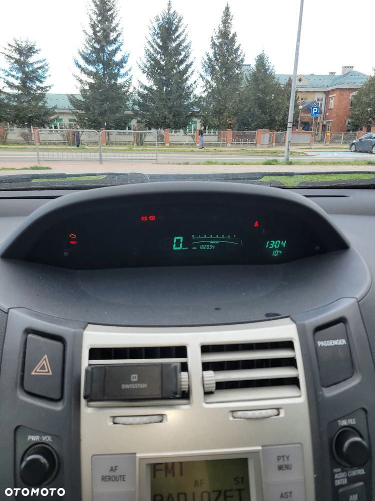 Toyota Yaris - 9