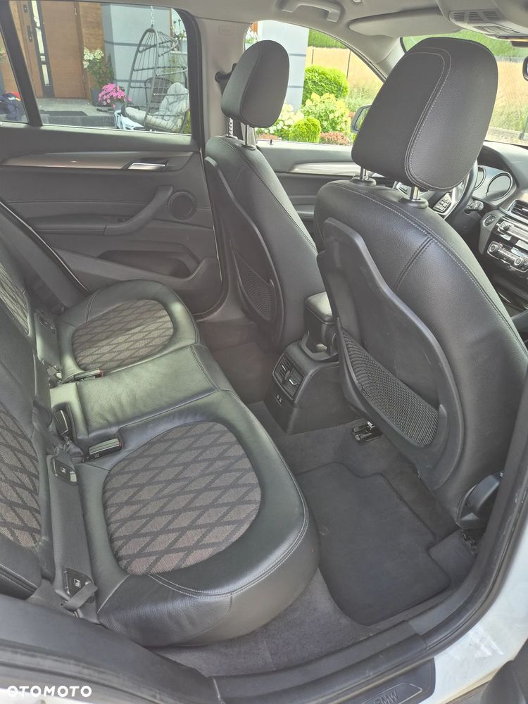 BMW X1 sDrive18d Advantage sport - 16