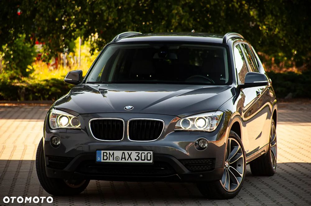 BMW X1 xDrive20d Sport Line - 1