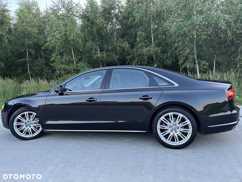 Audi A8 2013 photo 3