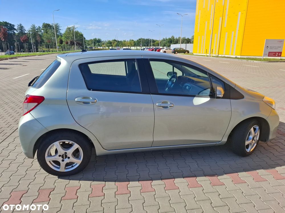 Toyota Yaris 1.33 Prestige - 7