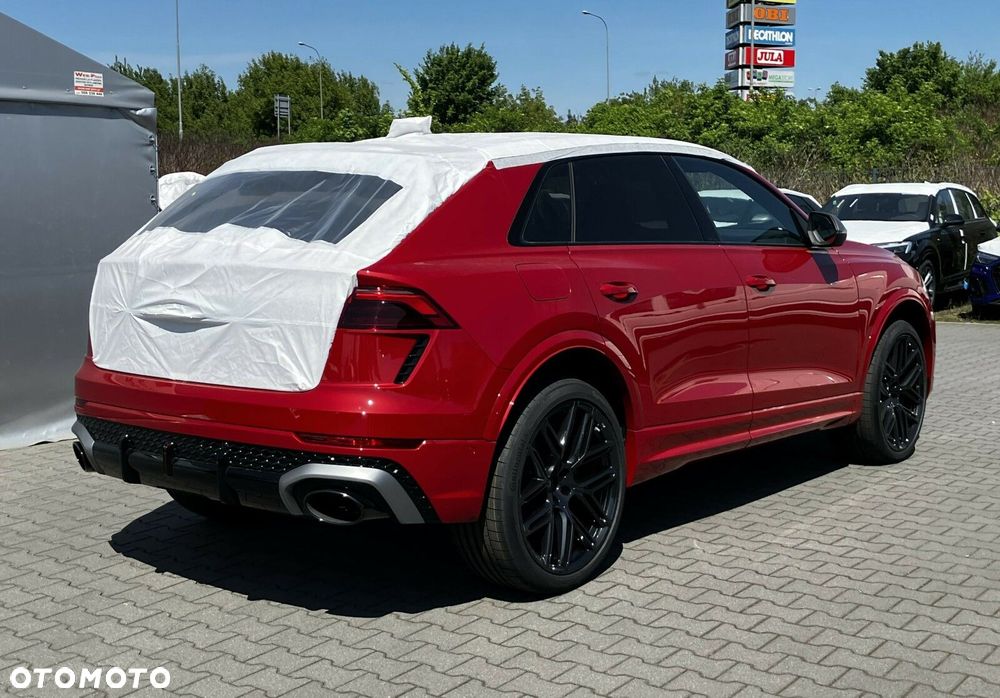 Audi RS Q8 - 6