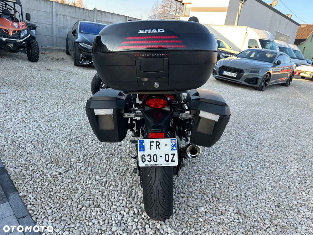 Kawasaki Z 900 RS - 8