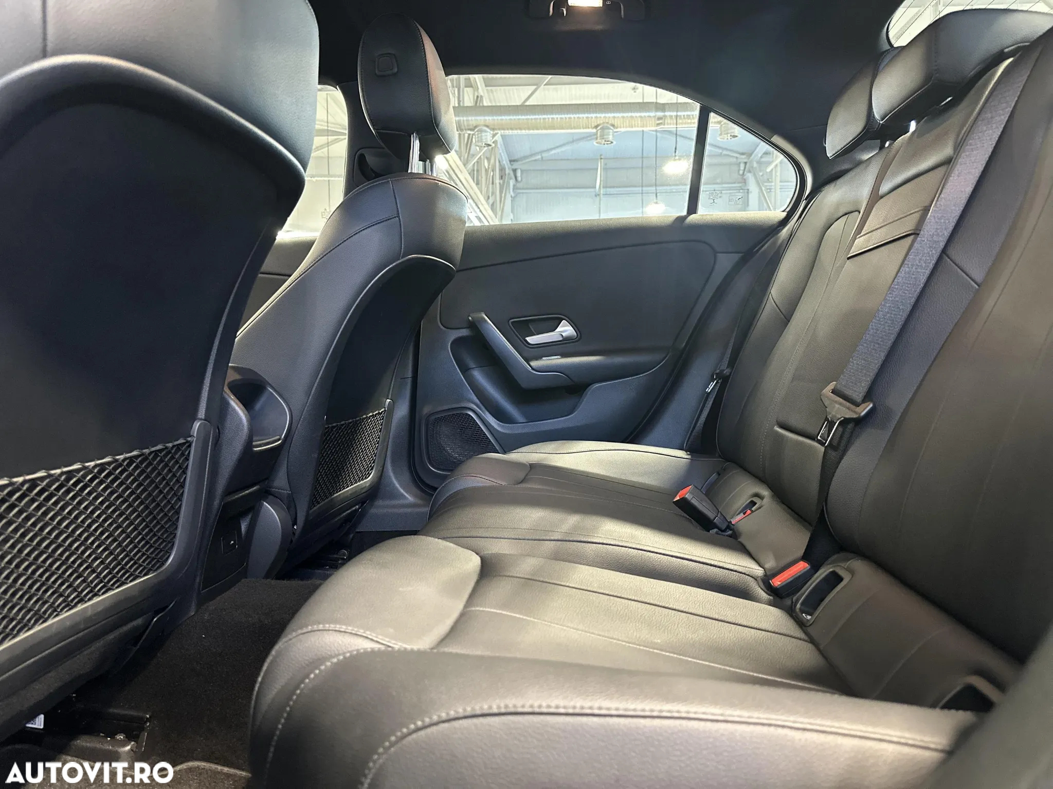 Mercedes-Benz A 180 d 8G-DCT - 12
