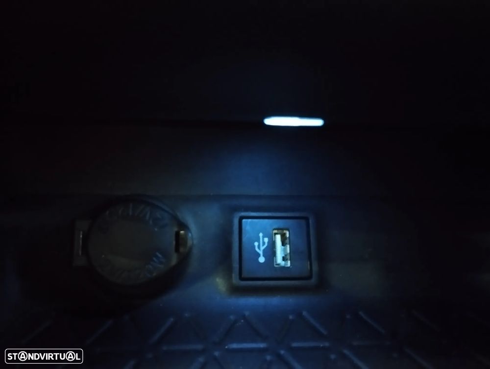Toyota RAV4 2.5 HDF Plug-in Comfort AWD-i - 36