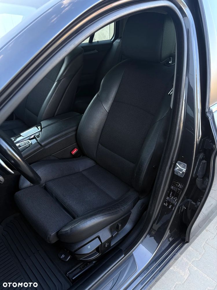 BMW Seria 5 520d BluePerformance Sport-Aut - 7
