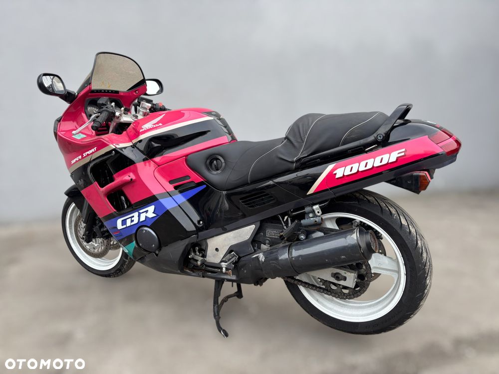 Honda CBR - 4