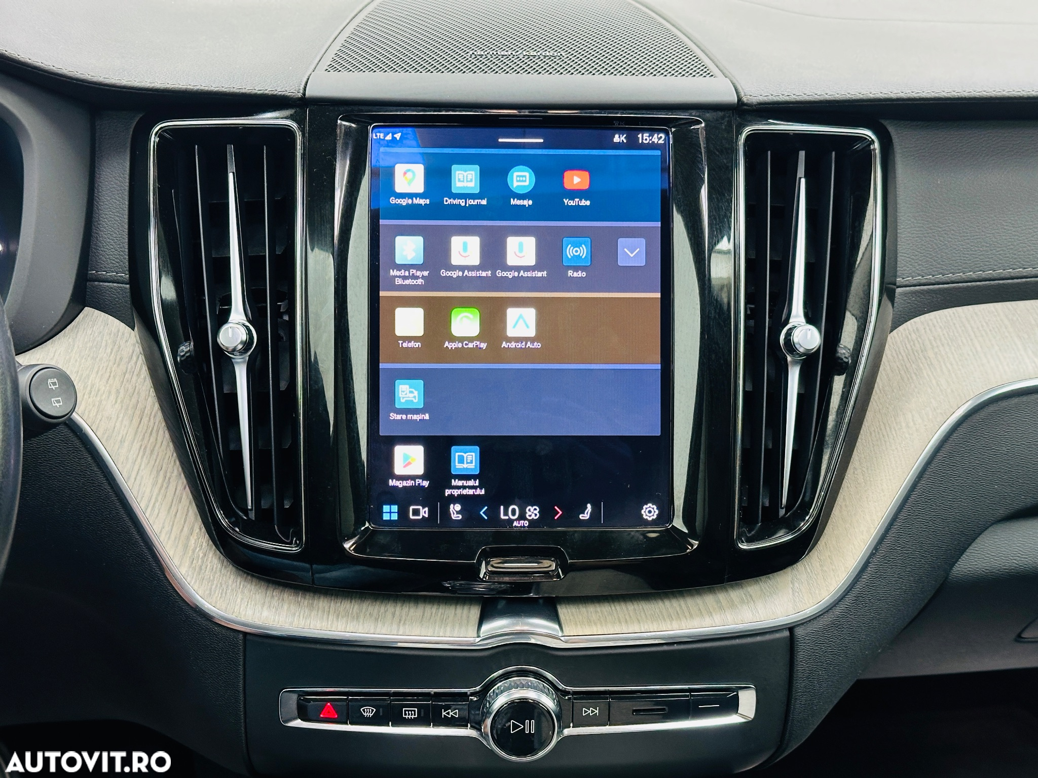 Volvo XC 60 - 31