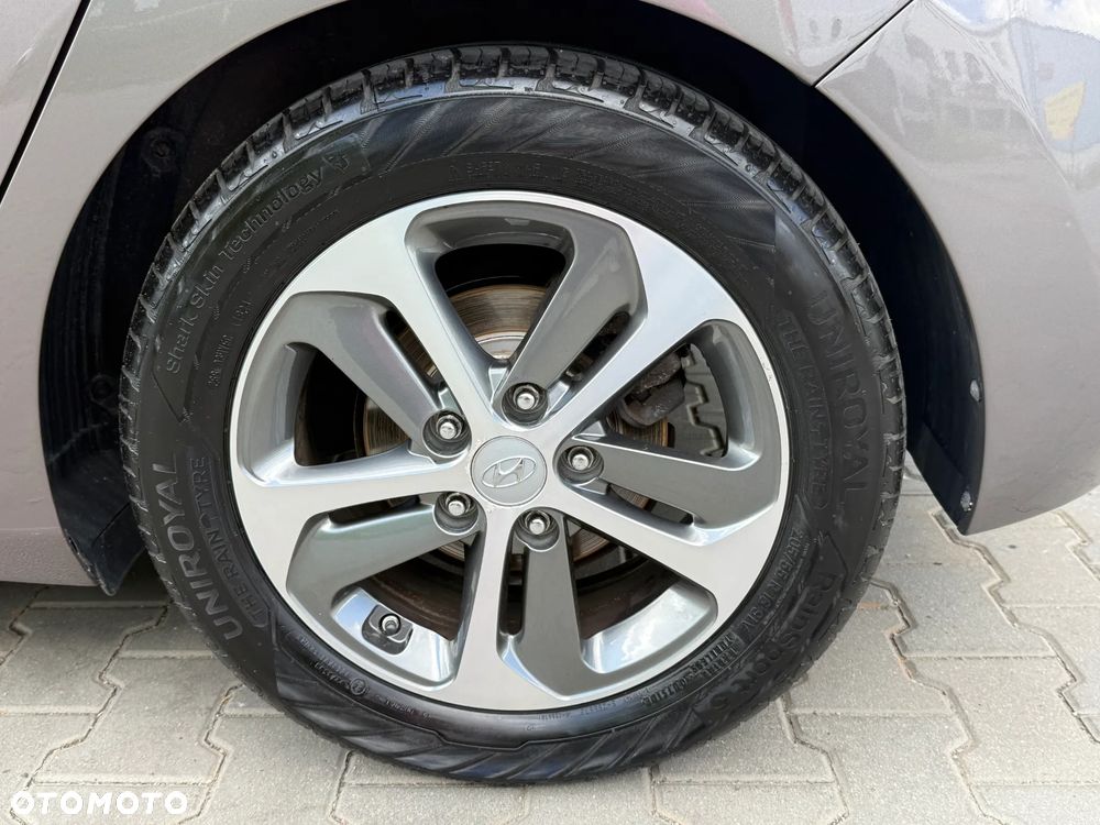 Hyundai i30 1.6 GDI Style - 9