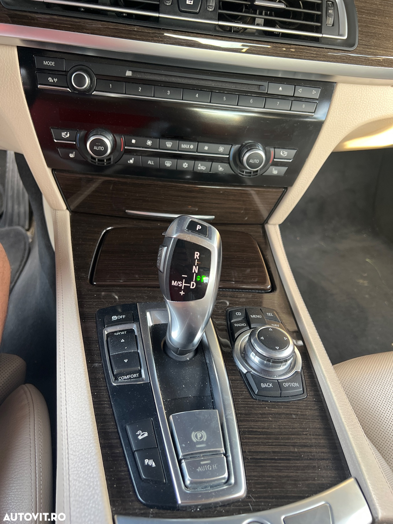 BMW Seria 7 740d xDrive Aut. - 8