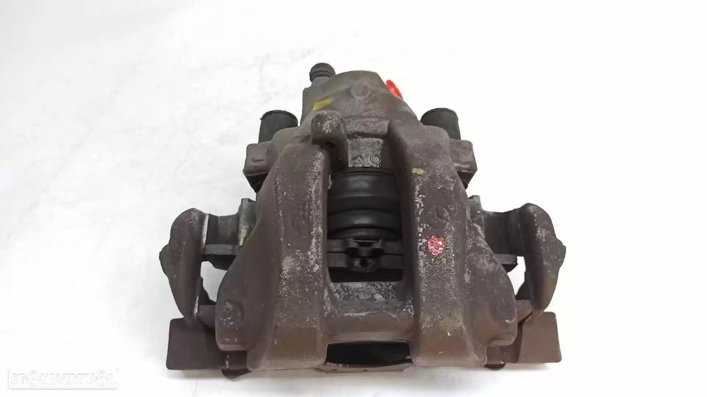 PINÇA TRAVÃO TRASEIRA DIREITA MERCEDES-BENZ CLASSE E 2010 -A2124230181 - 2