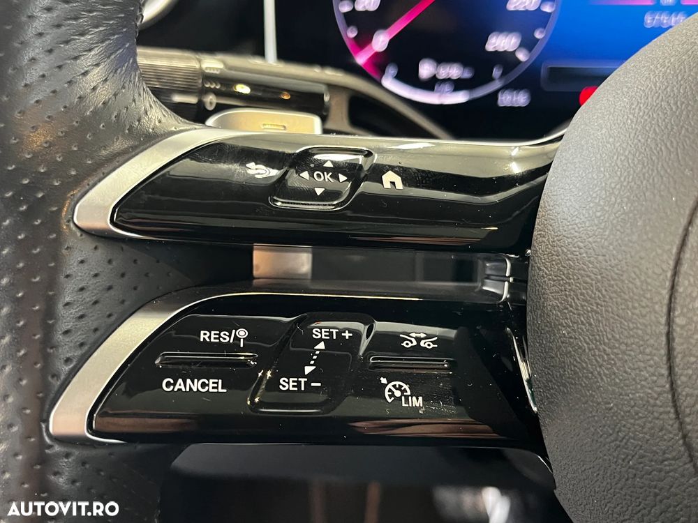 Mercedes-Benz GLC Coupe 300 e 4MATIC PHEV - 18