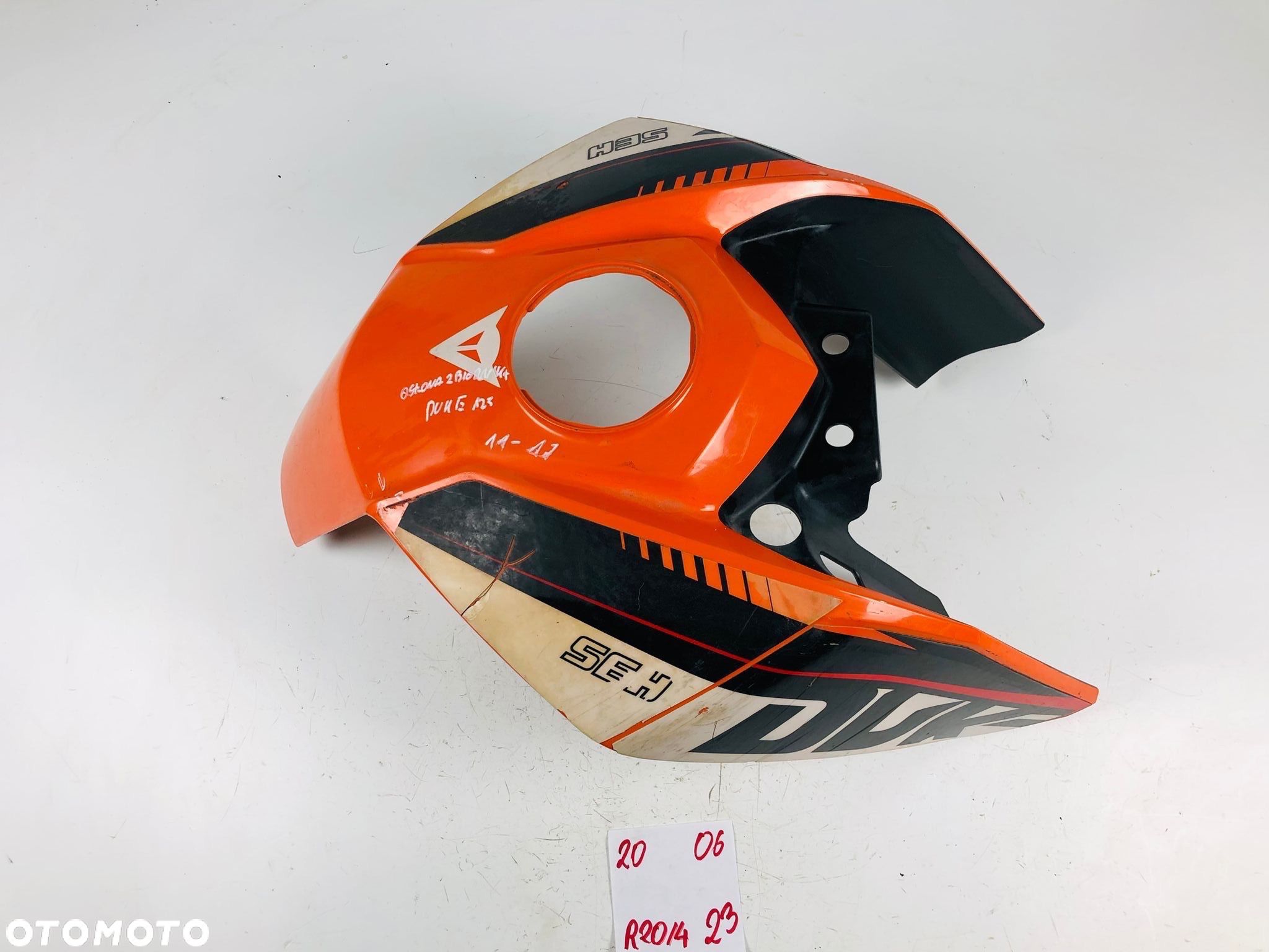 KTM Duke 125 11-16 nakładka osłona zbiornika - 1
