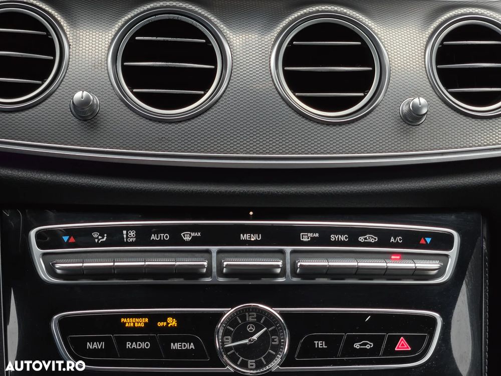 Mercedes-Benz E 220 d 4Matic 9G-TRONIC AMG Line - 21