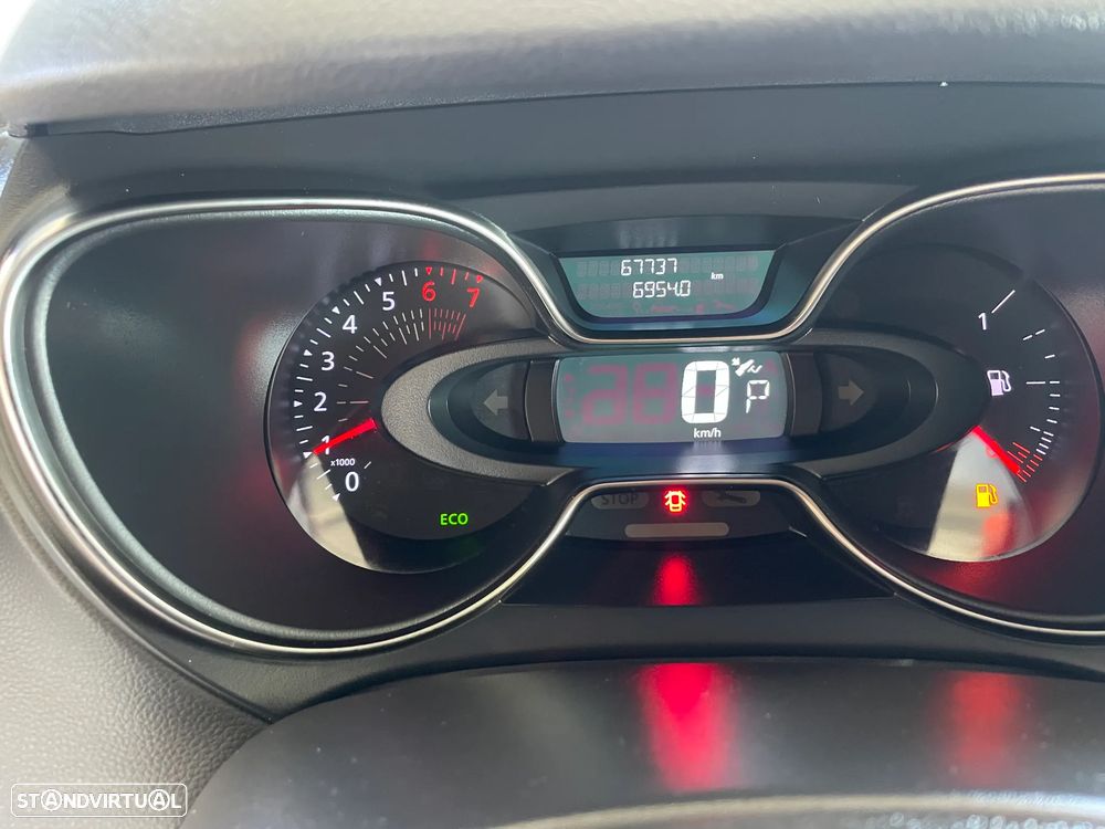 Renault Captur 1.3 TCe Exclusive EDC - 12