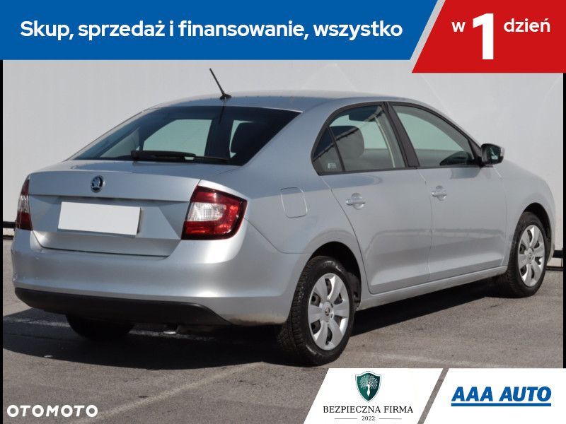 Skoda RAPID - 7