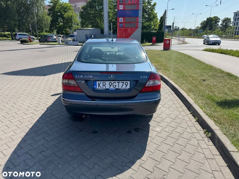 Mercedes-Benz CLK 220 CDI Avantgarde DPF - 5