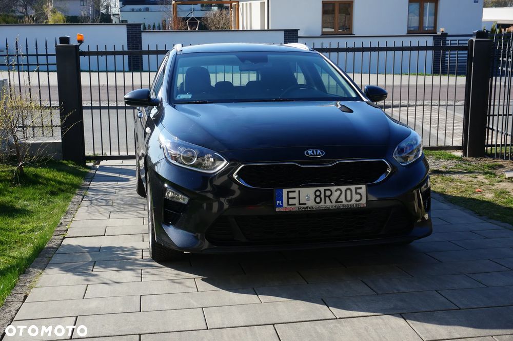 Kia Ceed 1.6 CRDi SCR L - 1