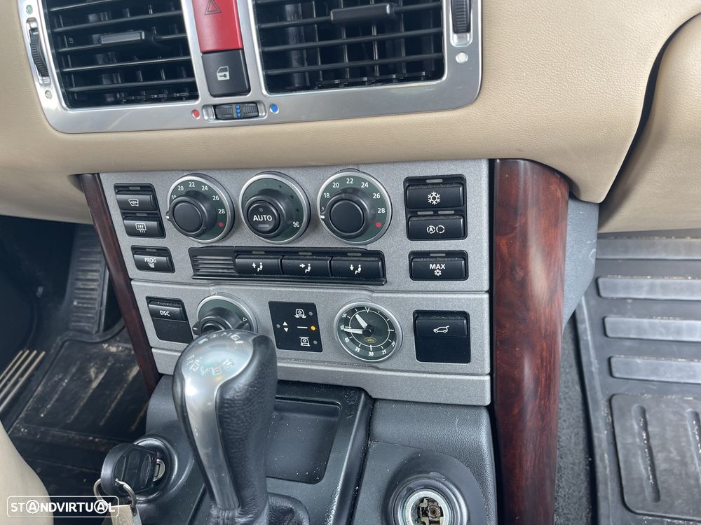 Land Rover Range Rover V8 Vogue - 3