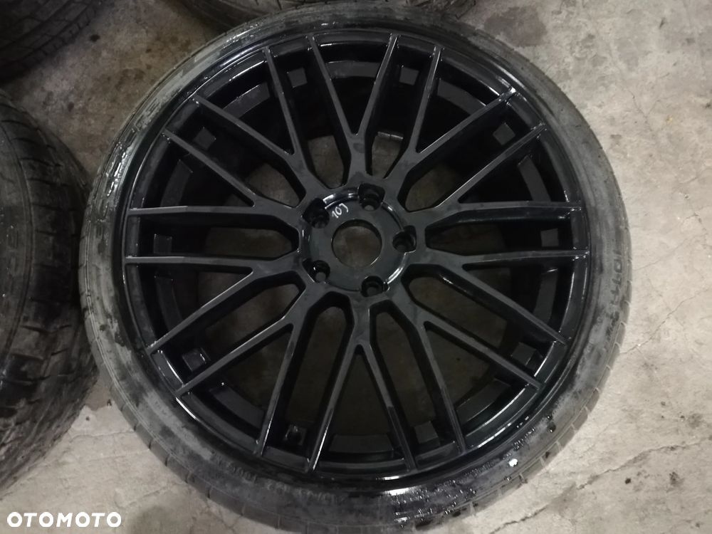 Felgi Audi Q7 R22 ET45 10J 5X130 - 4