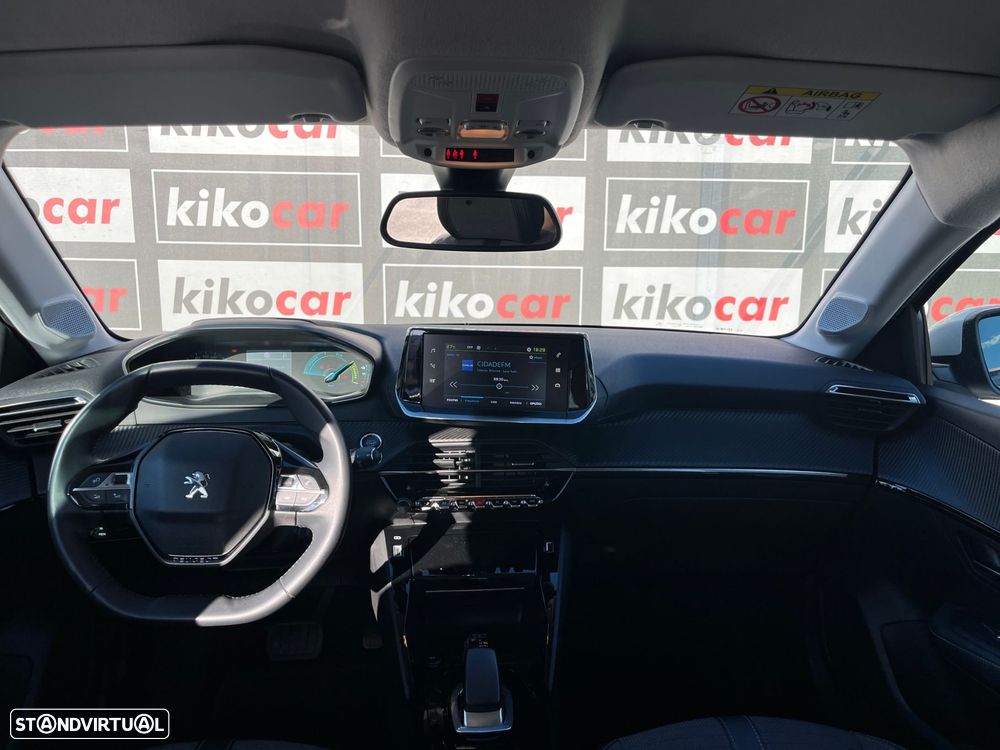 Peugeot e-208 Allure - 33