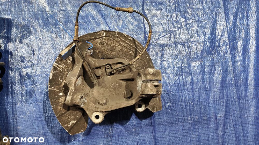 ZWROTNICA PIASTA AMORTYZATOR SPRĘŻYNA MCPERSON PRAWY PRZÓD KOMPLET 311404 824903002484 6764444 BMW E90 E91 E92 E93 3.0D - 6